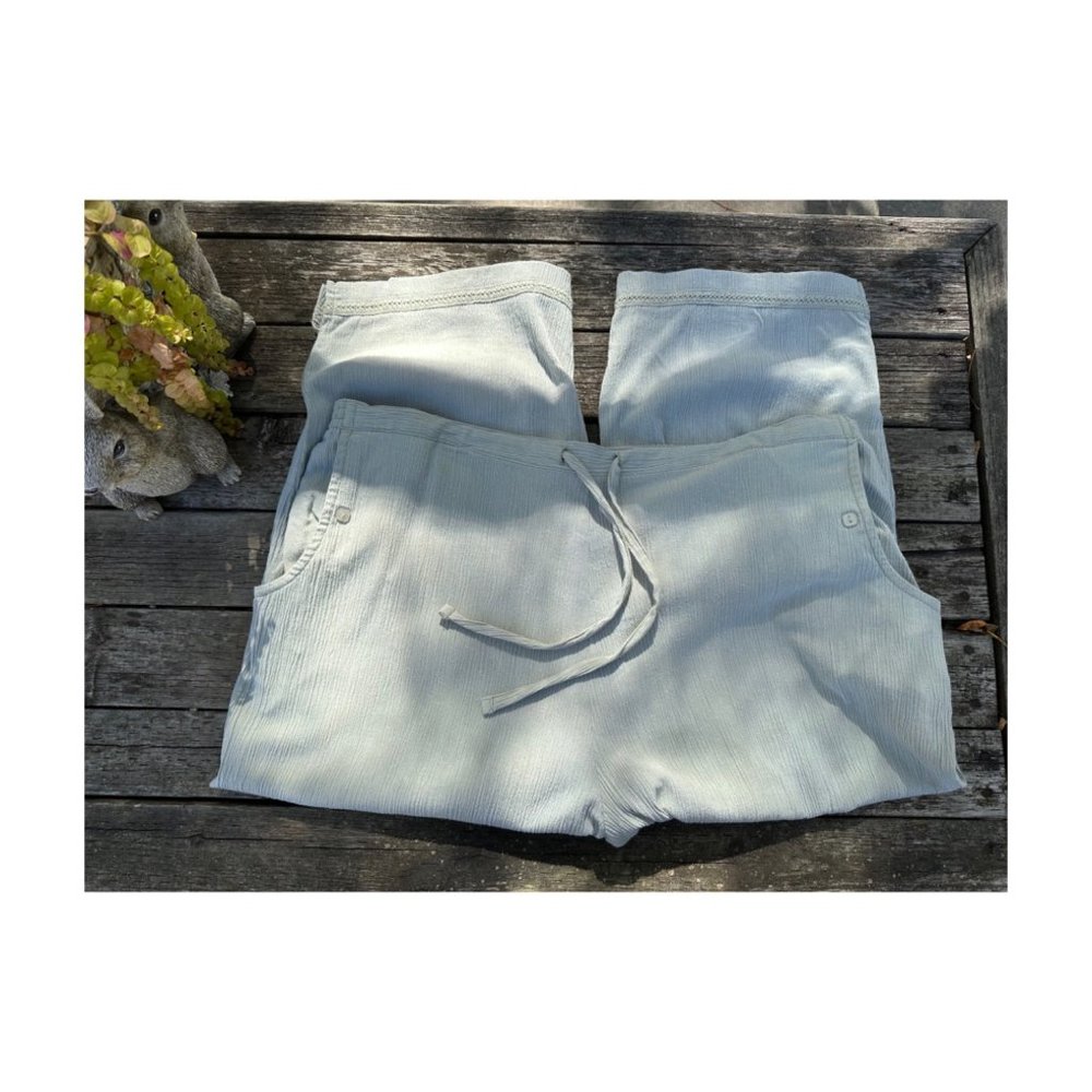 90s Vayola Light Green Seersucker Pants Trousers Capri Crop Stretch Waist w/ Tie